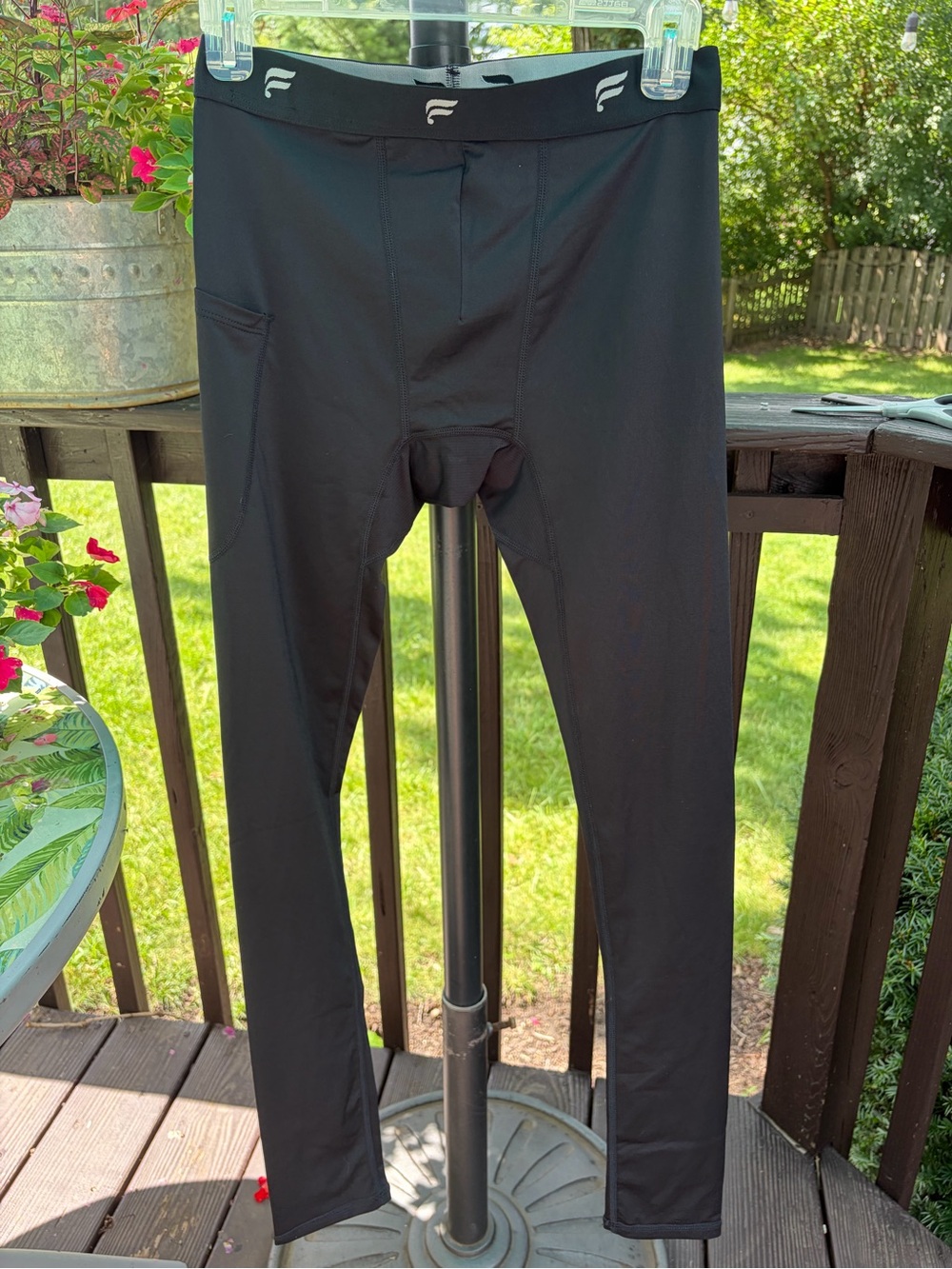 Fabletics athletic light/compression leggings